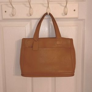 Coach Bleeker Bag Tan. No.E9L-9303. Vintage. USA.